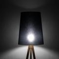 Lampa podłogowa na drewnianym trójnogu z czarnym abażurem w kształcie ściętego stożka WALZ 5599 1xE27 TK Lighting