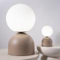 Minimalistyczna lampka nocna z kloszem kulą z mlecznego szkła 21cm wysokości MIKI Sabia 1xG9 11391 TK Lighting